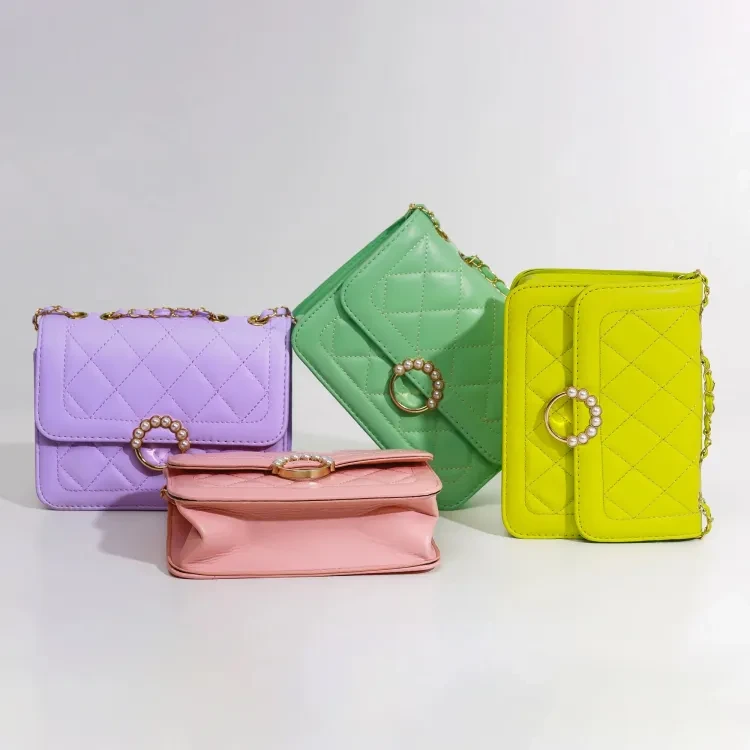 Pu Leather Elegant Pearl Chain Luxury Designer Shoulder and Handbags for Women