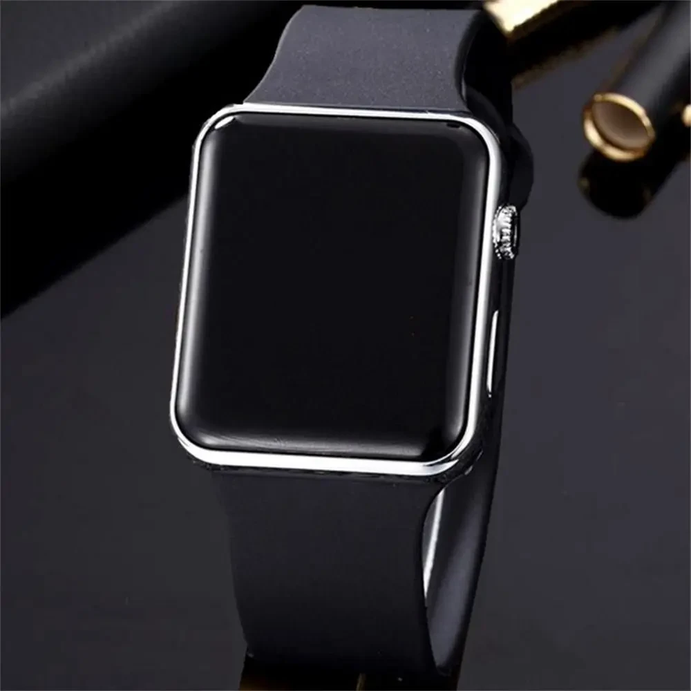 Fashionable LED Digital Sports Watch